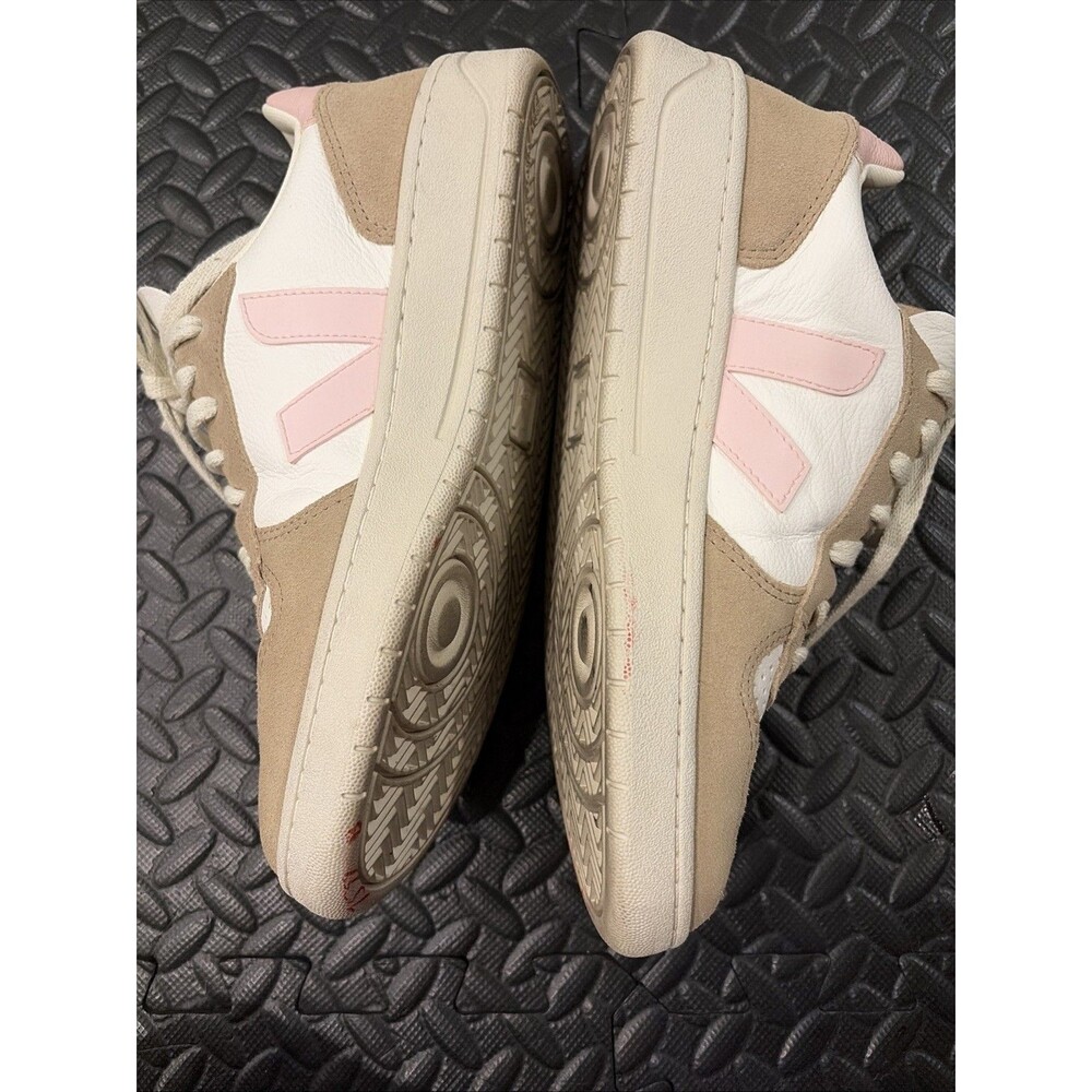 Veja V-10 Silk Quartz Sneakers Women’s Sz 9 Briefs White Pink Walking Gym - Picture 4 of 9